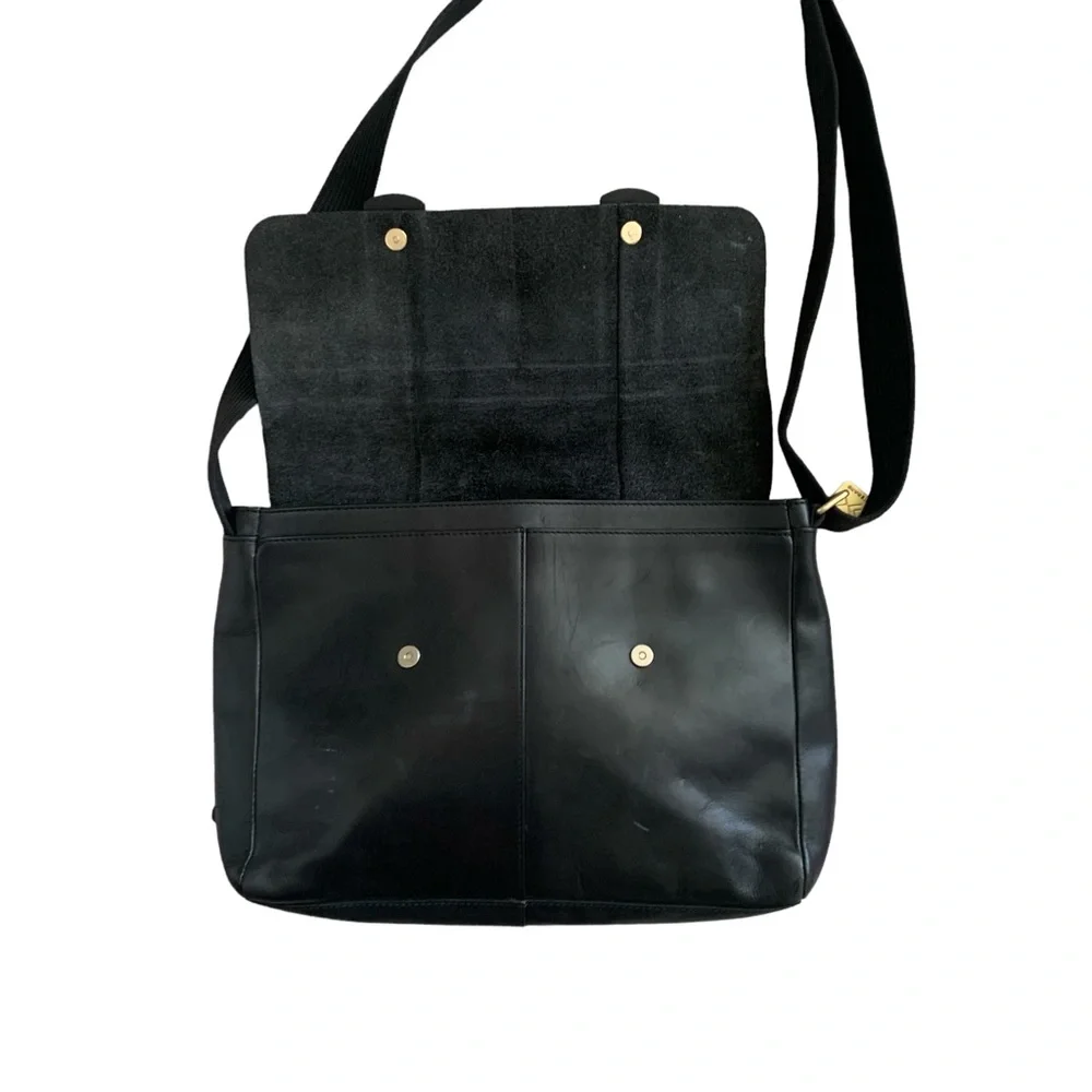 Skagen Black Men’s Cowhide Leather Messenger Bag